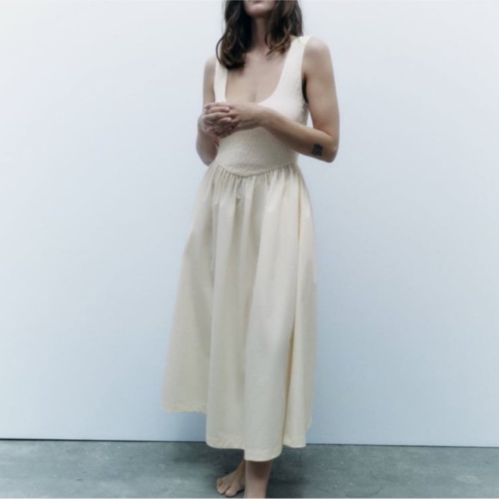 NWT ZARA CONTRASTING MIDI DRESS
CREAM - REF 4938/010 S